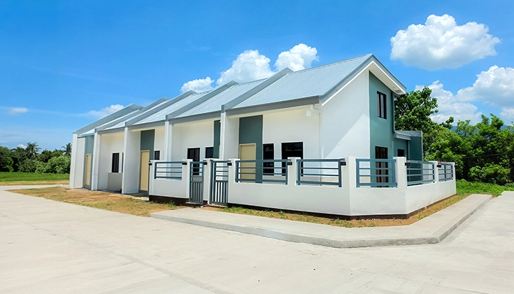 Exterior Photo of Bloomdale Residences Anika