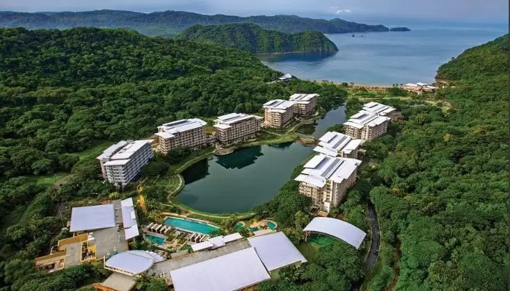 Photo of Pico De Loro Hamilo Coast